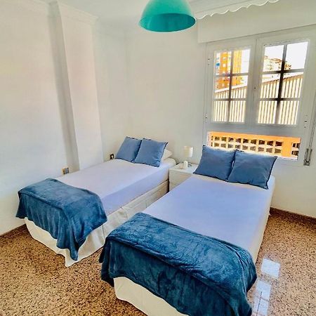 Encantadora Habitacion Privada Cerca Del Mar Malaga Luaran gambar