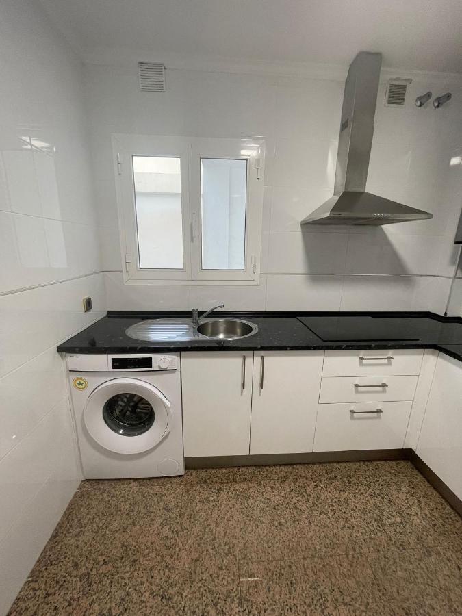 Encantadora Habitacion Privada Cerca Del Mar Malaga Luaran gambar