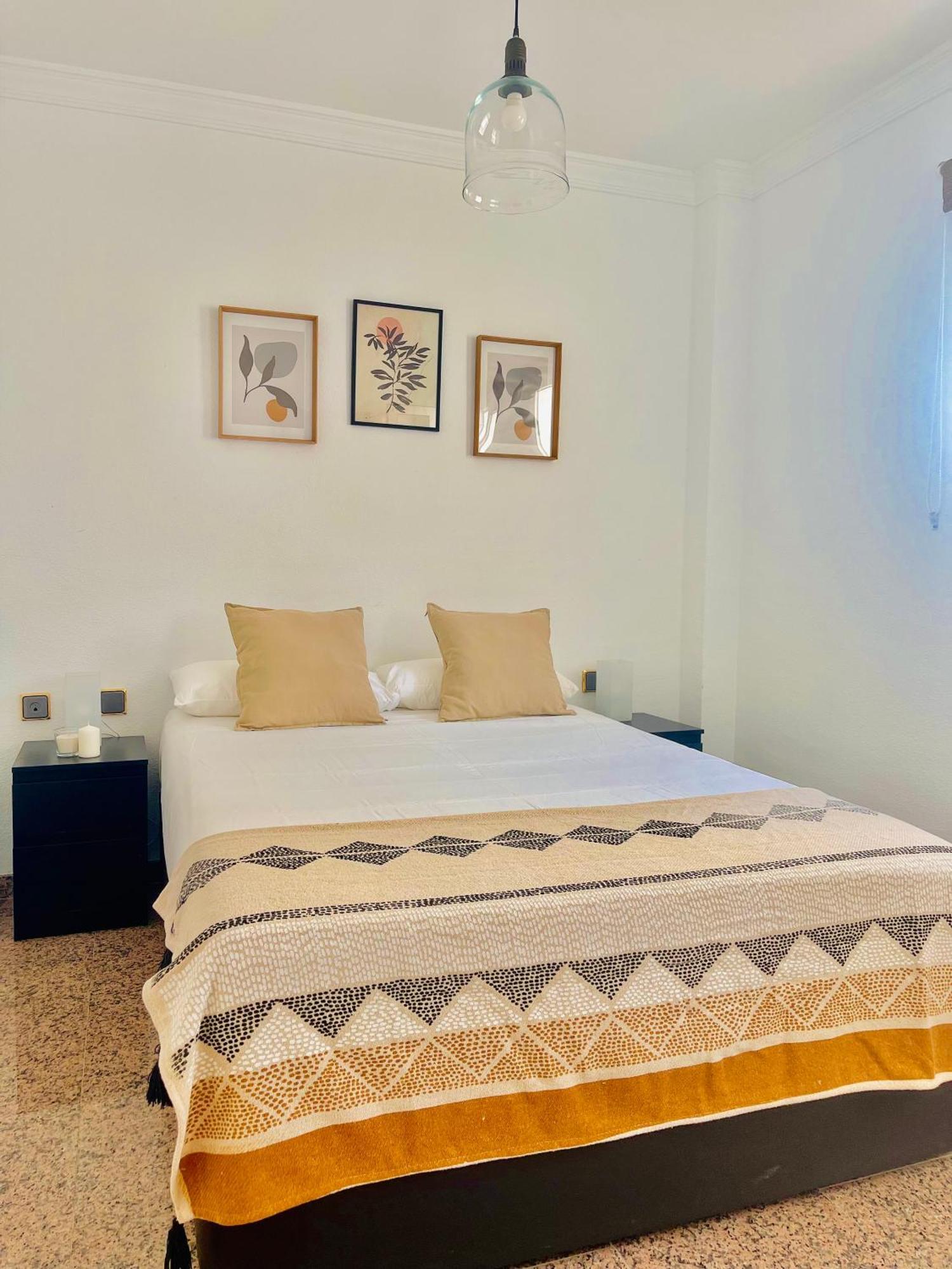 Encantadora Habitacion Privada Cerca Del Mar Malaga Luaran gambar
